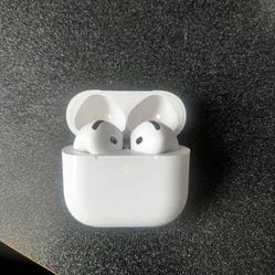Apple AirPods (4th Gen) 