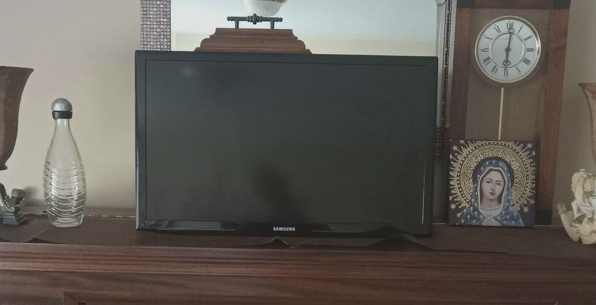 32 Inch Samgsung