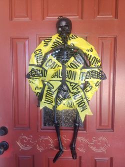 Skeleton Halloween Wreath 