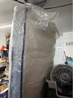 Twin mattress