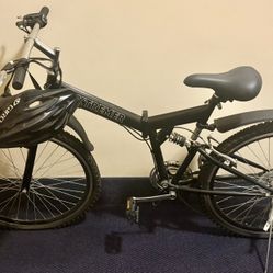 Like New Folding All Terrain 6-Speed Bicycle With Helmut
