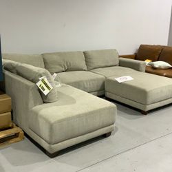 RAYLIN Fabric 3 Pc Sectional