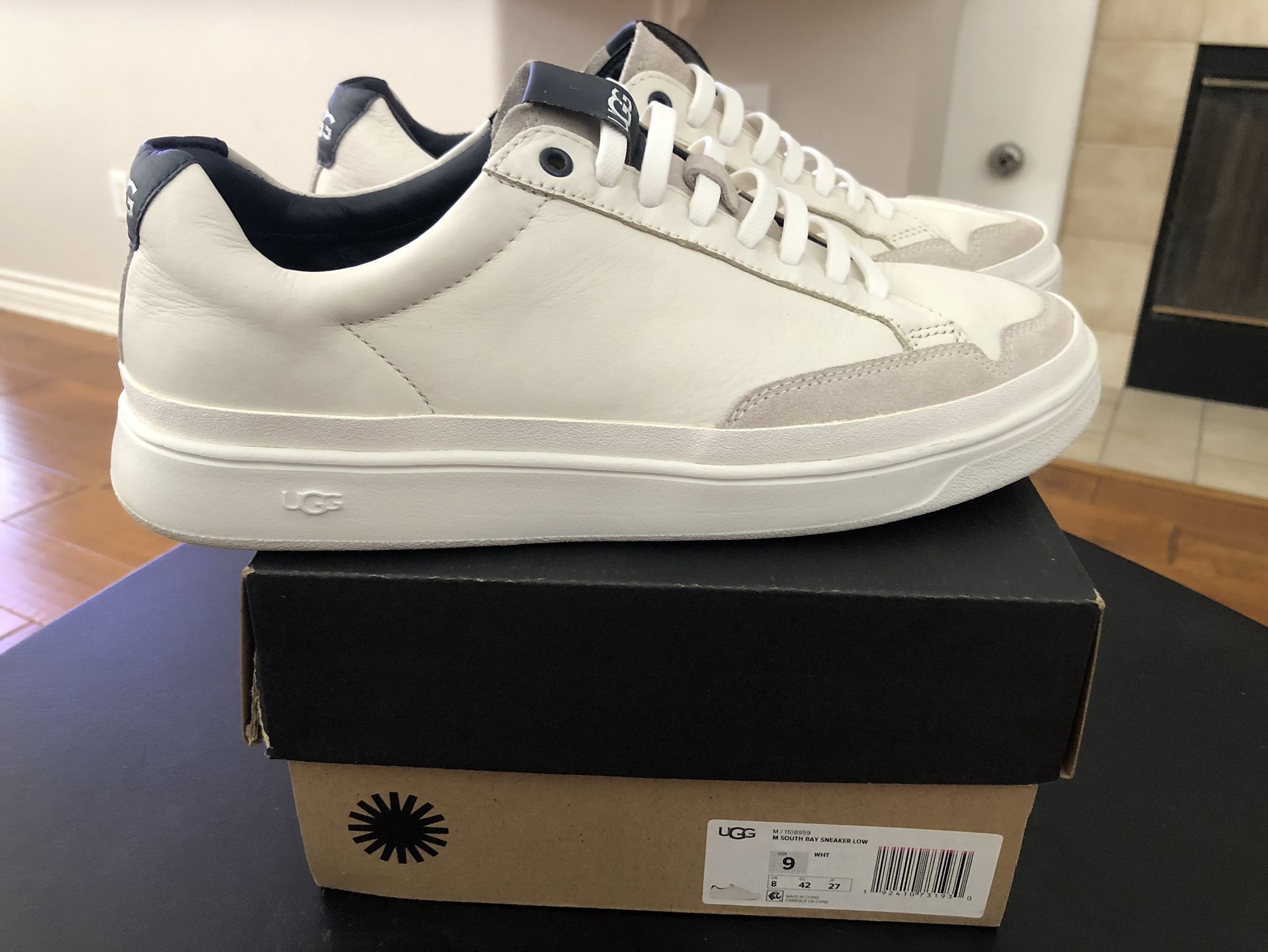 Ugg Sneakers With Slip On Shoe Laces