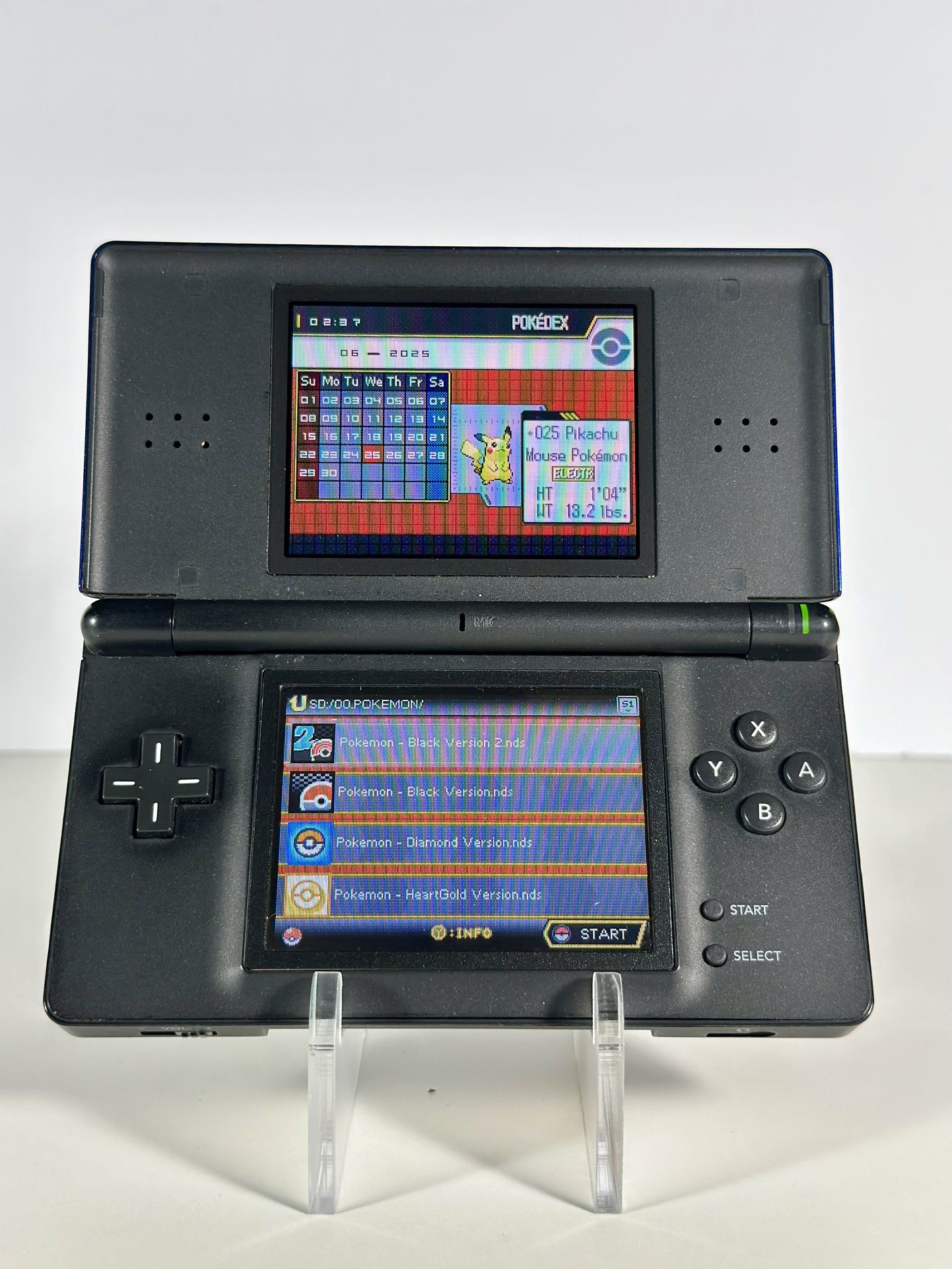  Nintendo DS Lite With Over 500+Games 