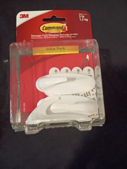 3M Command Damage-Free Hooks Value Pack