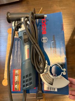 BOSCH 4-1/2 Inch Angle Grinder GWS8-45