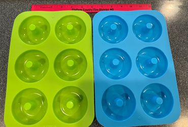Donut silicone baking pans