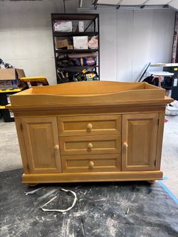 Changing table/drawers