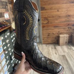 mens western boots