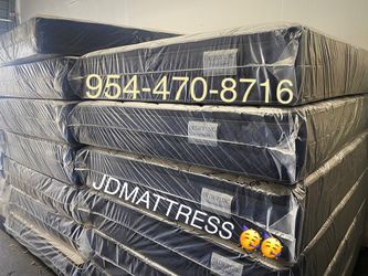 Super Comfy Pillow Top Mattress & Box Spring Set