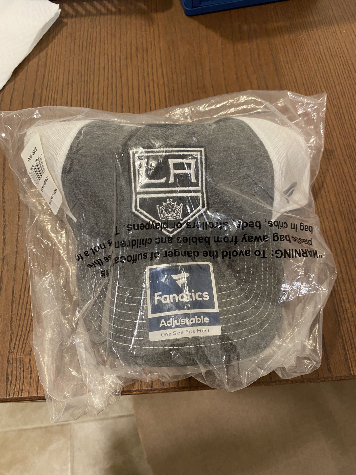 La Kings Hat Still In It’s Plastic $15