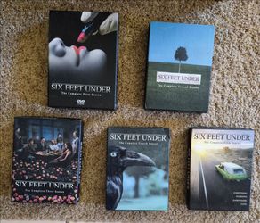 "Six Feet Under" DVD Set