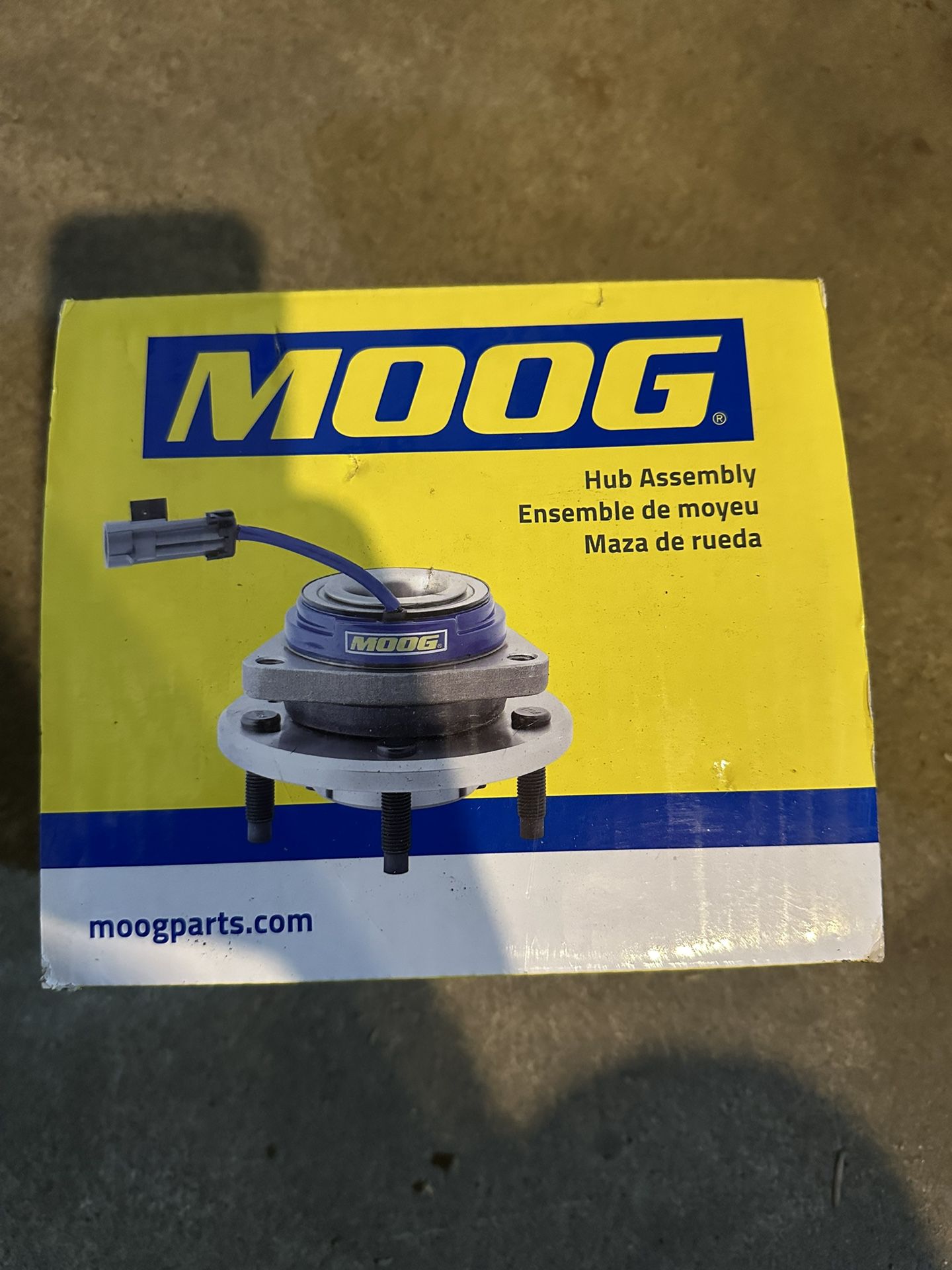 Wheel Bearing & Hub - MOOG 