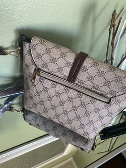 Hand bag