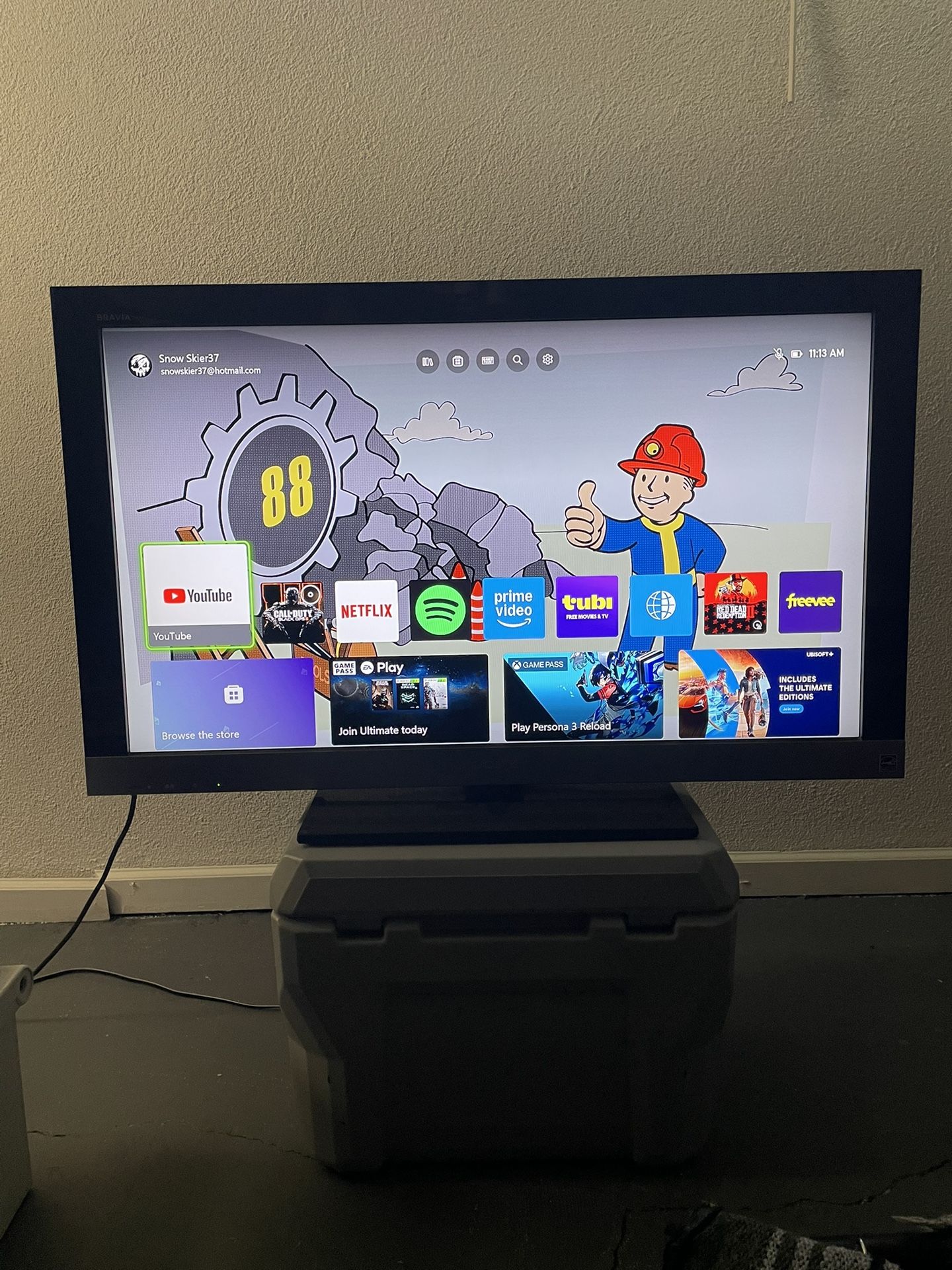 Sony KDL-40EX500 Flat Screen TV with remote