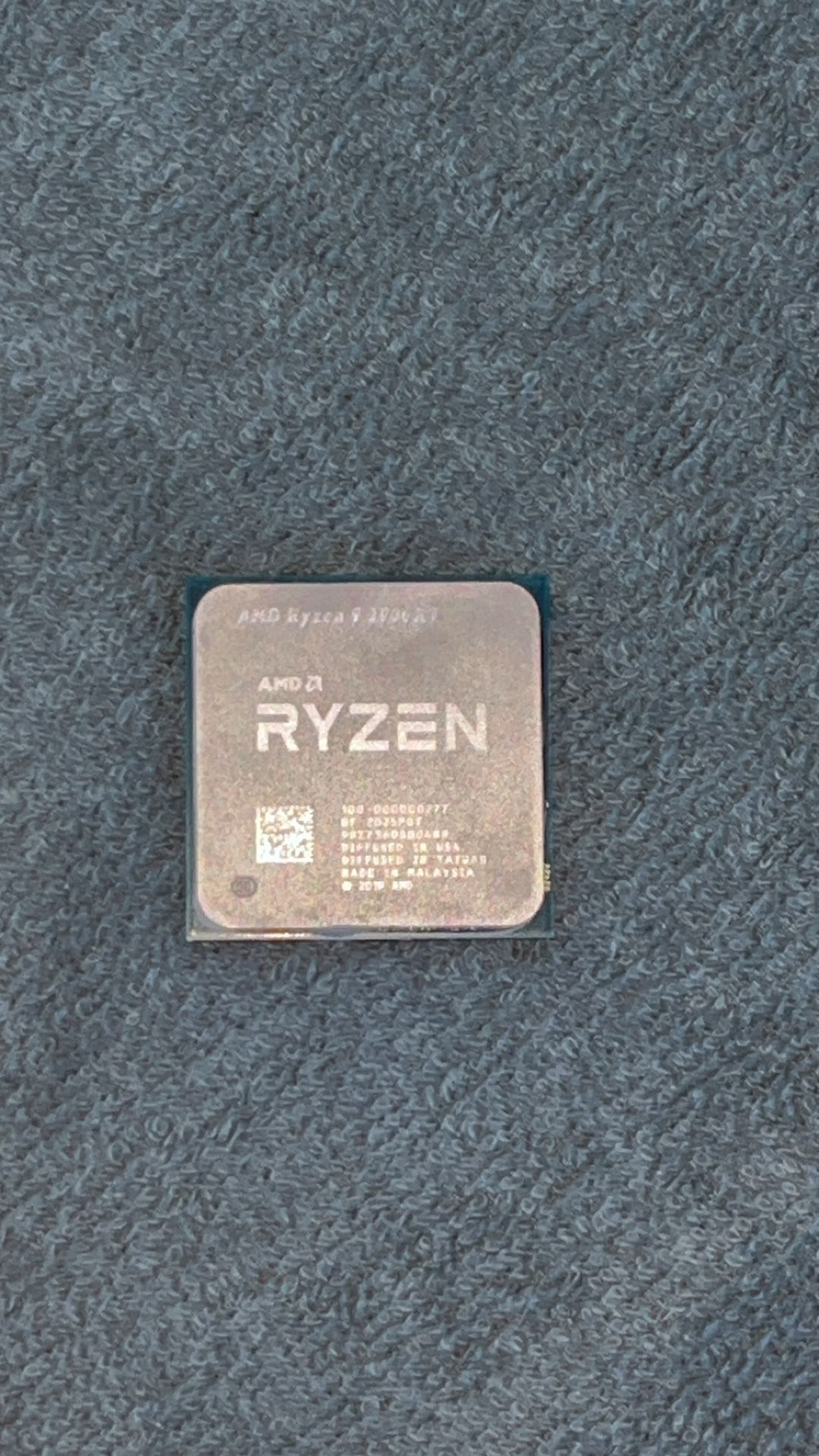 AMD Ryzen 9 3900XT 12 core