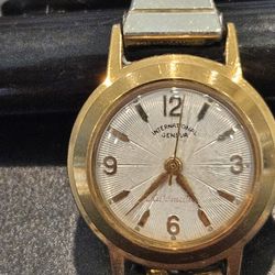 WATCH LADIES INTERNATIONAL IWC