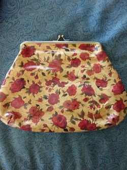 Patricia Nash Large Tan With Red Rose Wallet /Coin Purse