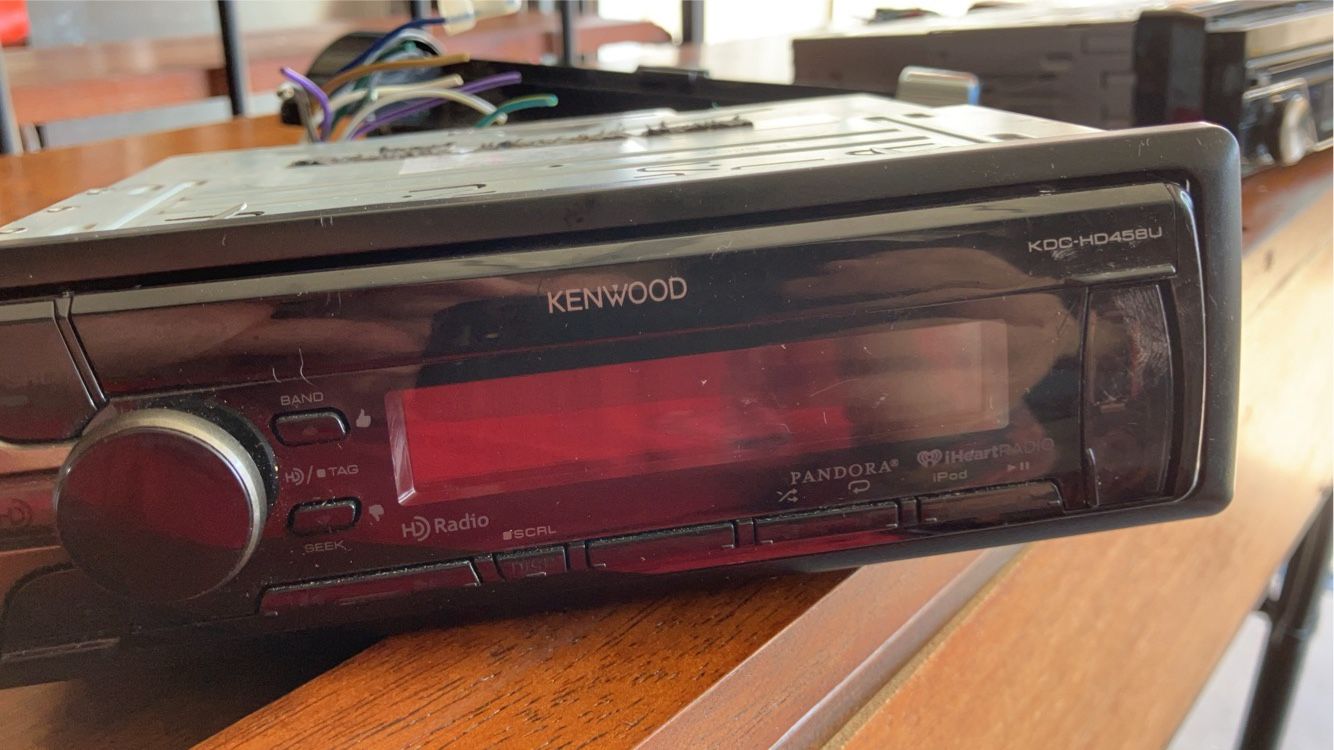 Kenwood model KDC-HD458U CD Receiver with built in HD RADIO