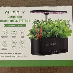 Humidified Hydroponics System 