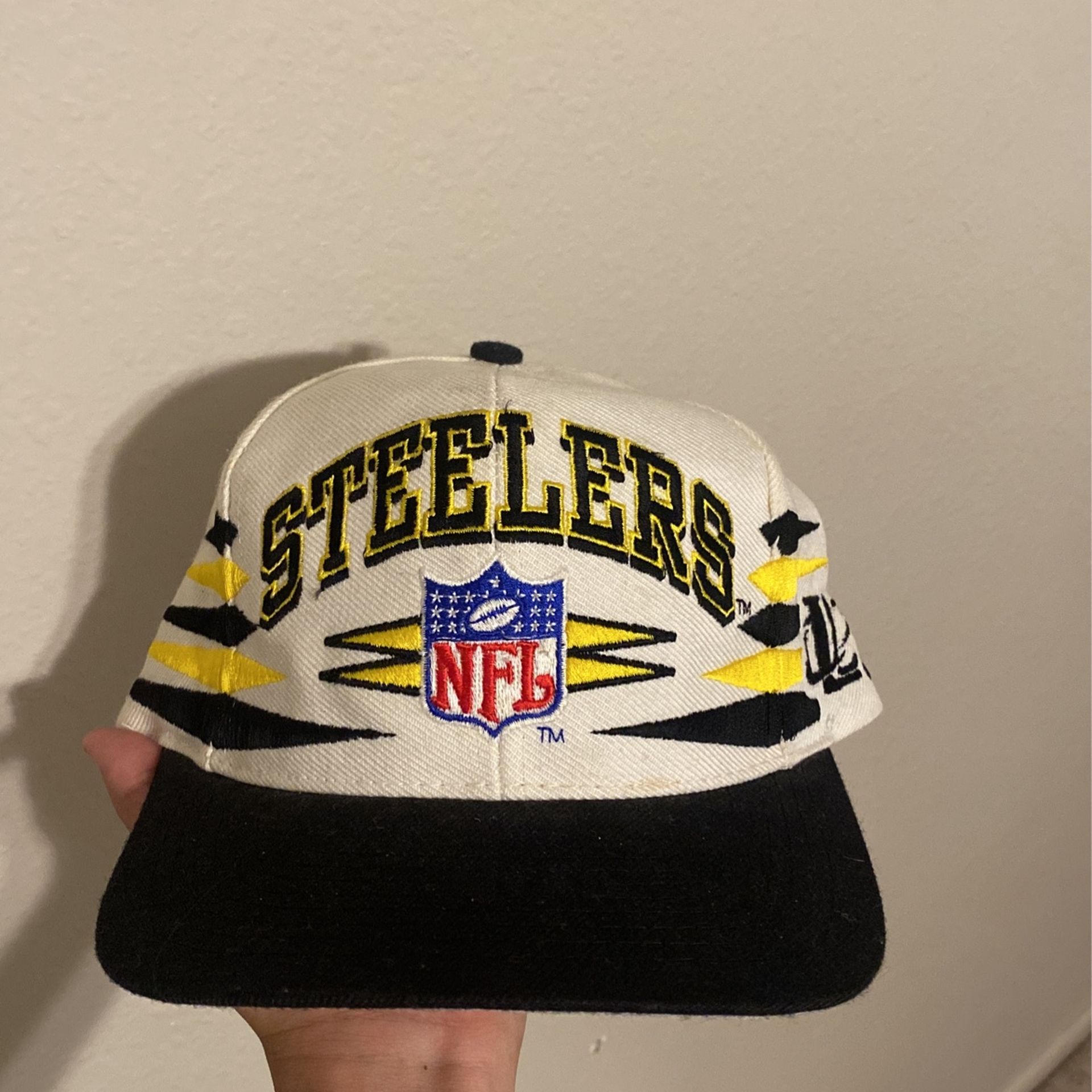 Vintage Pittsburgh Steelers Hat Diamond Cut Logo Athletic Snapback NFL 90s  for Sale in Yuma, AZ - OfferUp