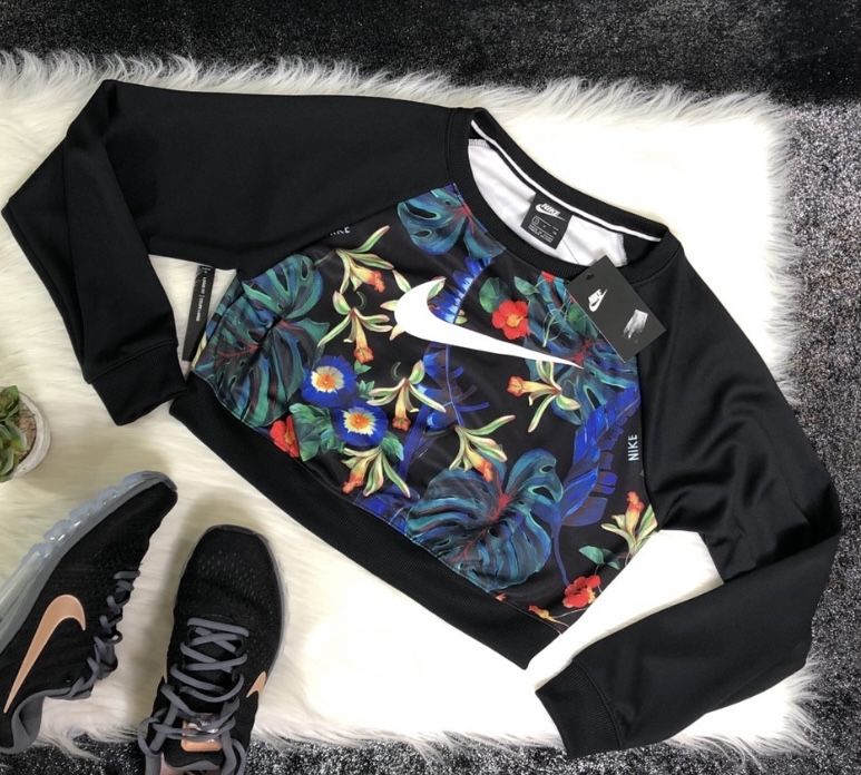 Nike Crewneck Sweatshirt
