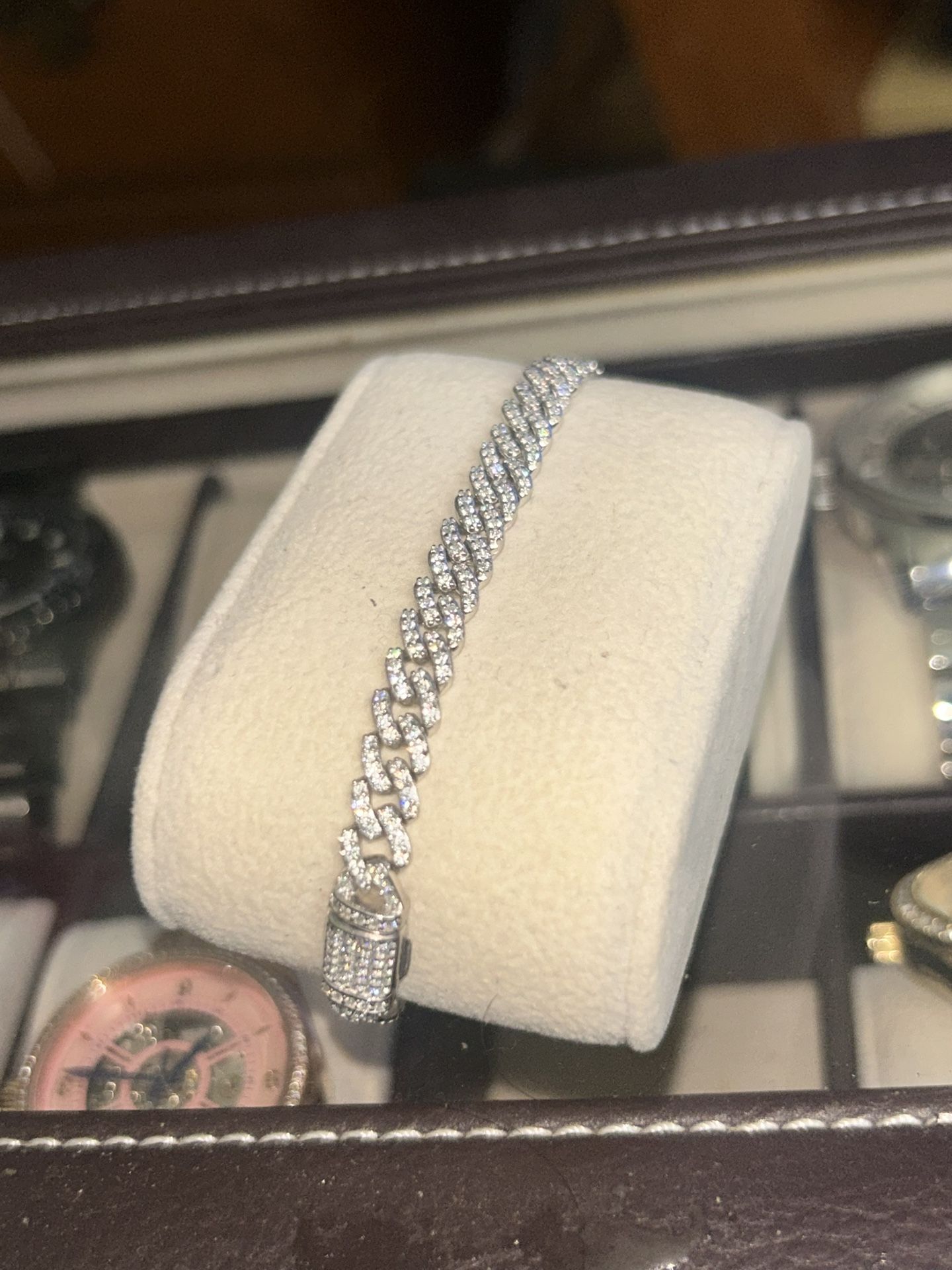hand set MOISSANITE Cuban Link Bracelet 7in 6mm - 925 Sterling Silver
