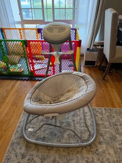 Graco baby swing