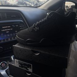 Jordan 4 Black Cat