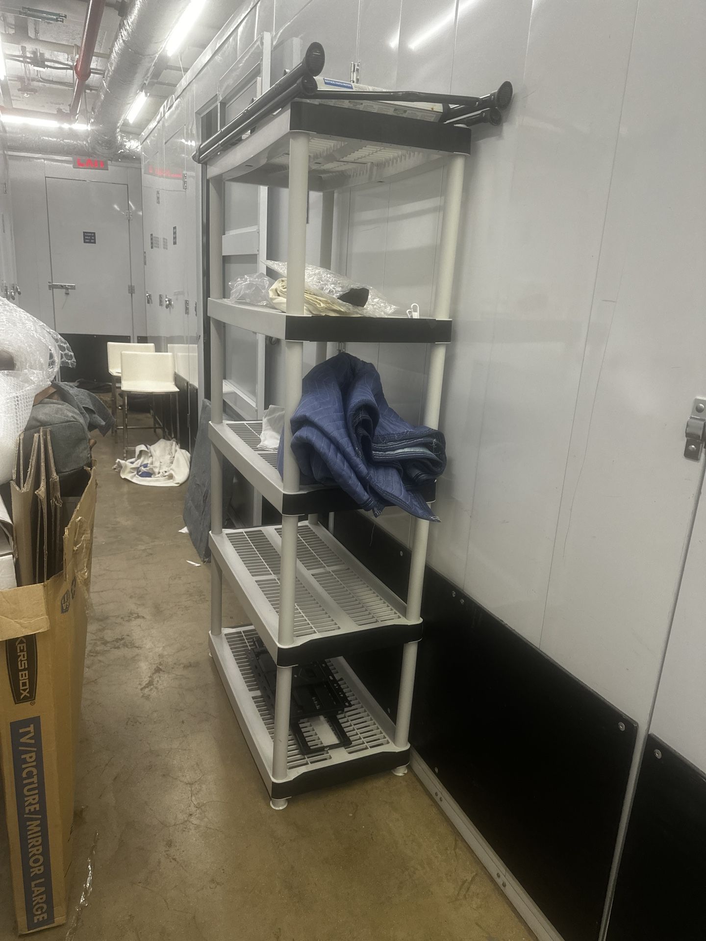 5-tier Plastic Storage Shelf