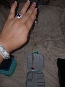 Cadena  y anillo junto