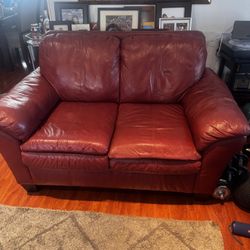 Red Leather Love SEAT. 