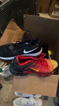 Men’s shoes size 12