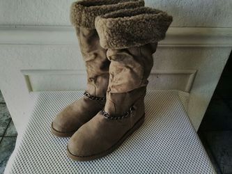 Guess boots size 6
