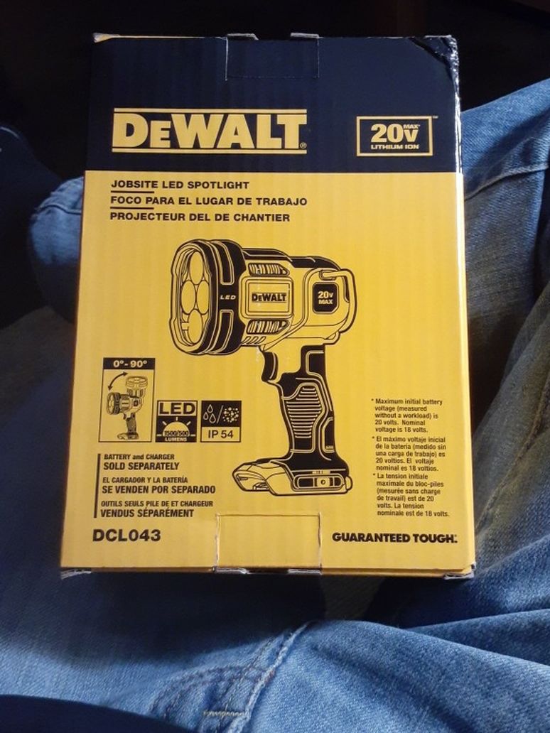 DeWalt 20v Jobsite LED Spotlight