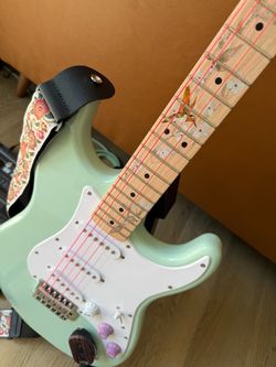Electric guitar complete set up