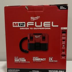 Vacuum . Wet/dry Vacuum