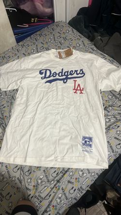 Dodger t shirt size large