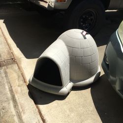 LG Dog House + Pet  Bundle, 30 Items  $30