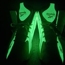 Reebok KAMIKAZE (GLOW In The Dark) SIZE 11.5