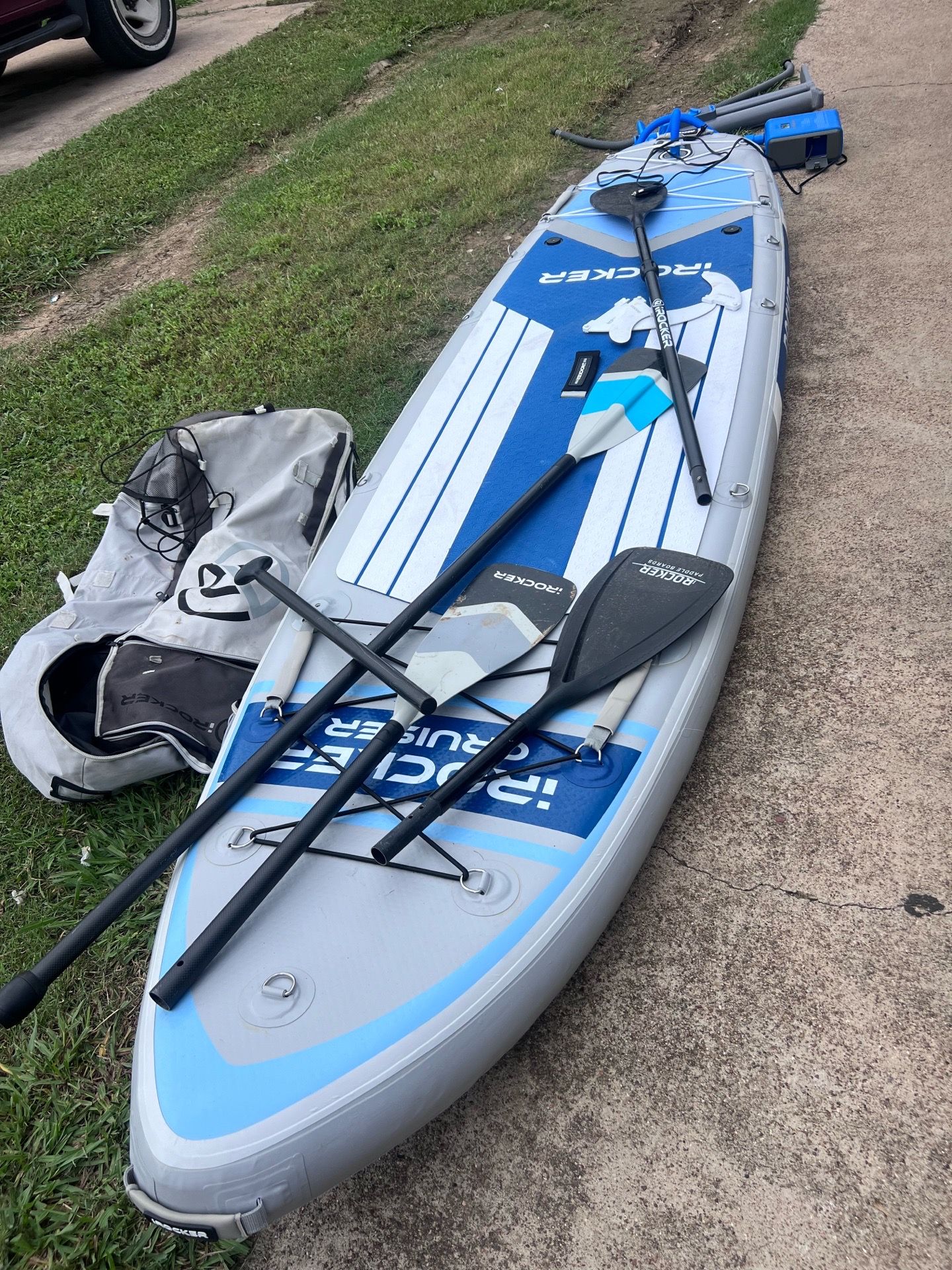 Inflatable paddle board