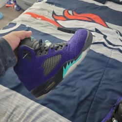Retro Jordan 5 Size 9.5