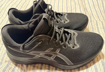 ASICS Gel Excite 11 Mens shoes (size 12