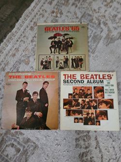 The Beatles 3 record albums lot