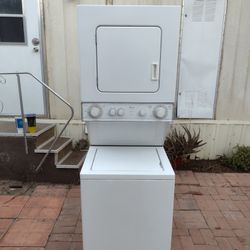 STACKABLE WASHER AND ELECTRIC DRYER FREE DELIVERY AND INSTALLATION