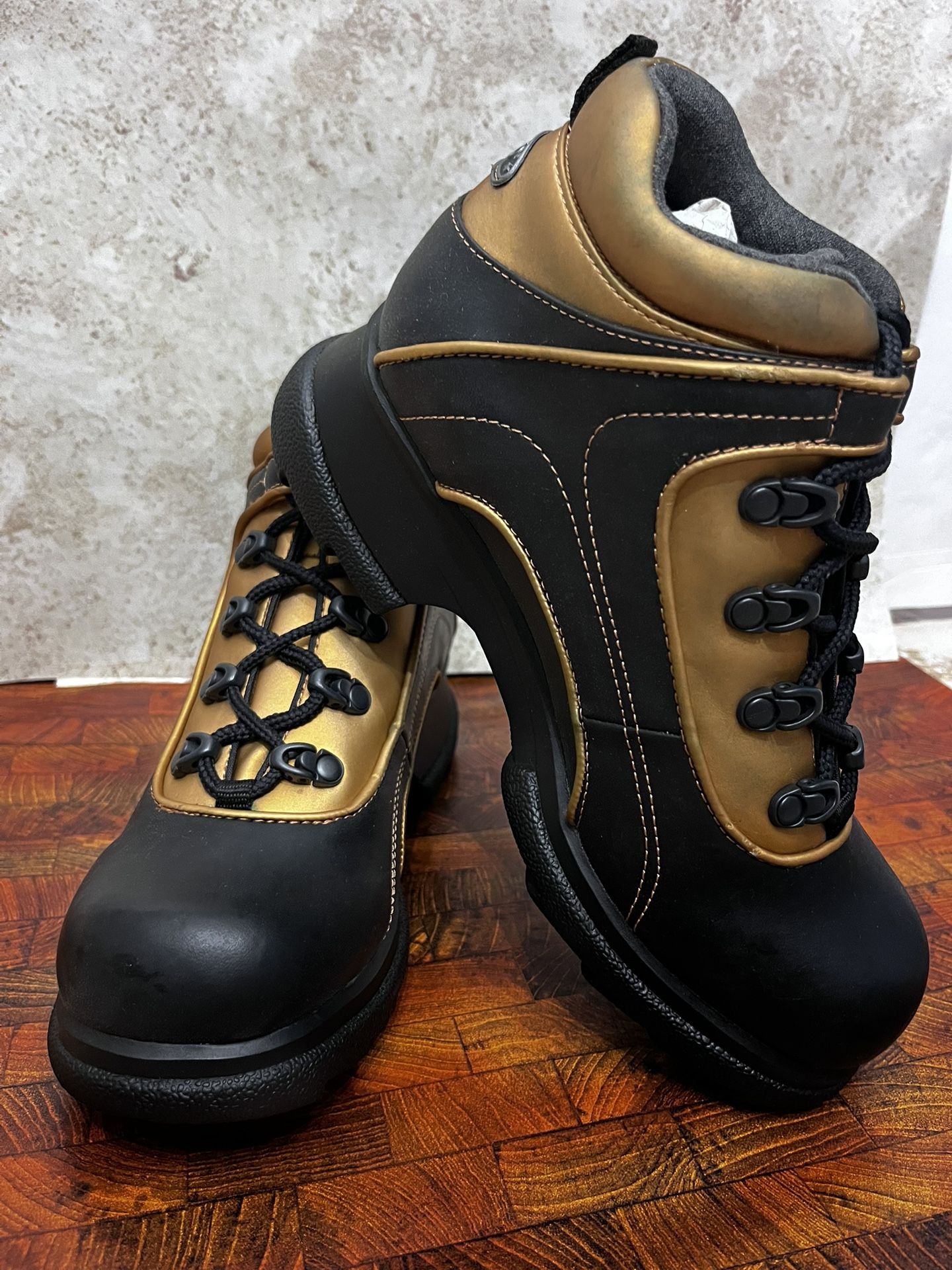 Sporto Women’s Ankle Boots – Black & Gold – Size 8.5M – New in Box