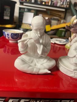 Porcelain figure