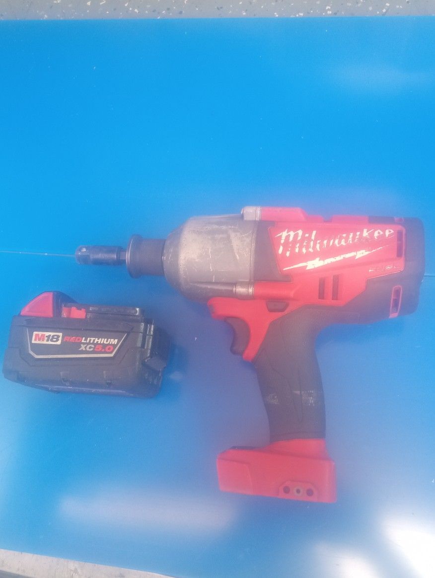 Milwaukee Impact Wrench 