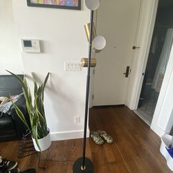 Target Lamp -4th FLOOR WALK UP