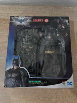 MAFEX THE DARK KNIGHT 3.0